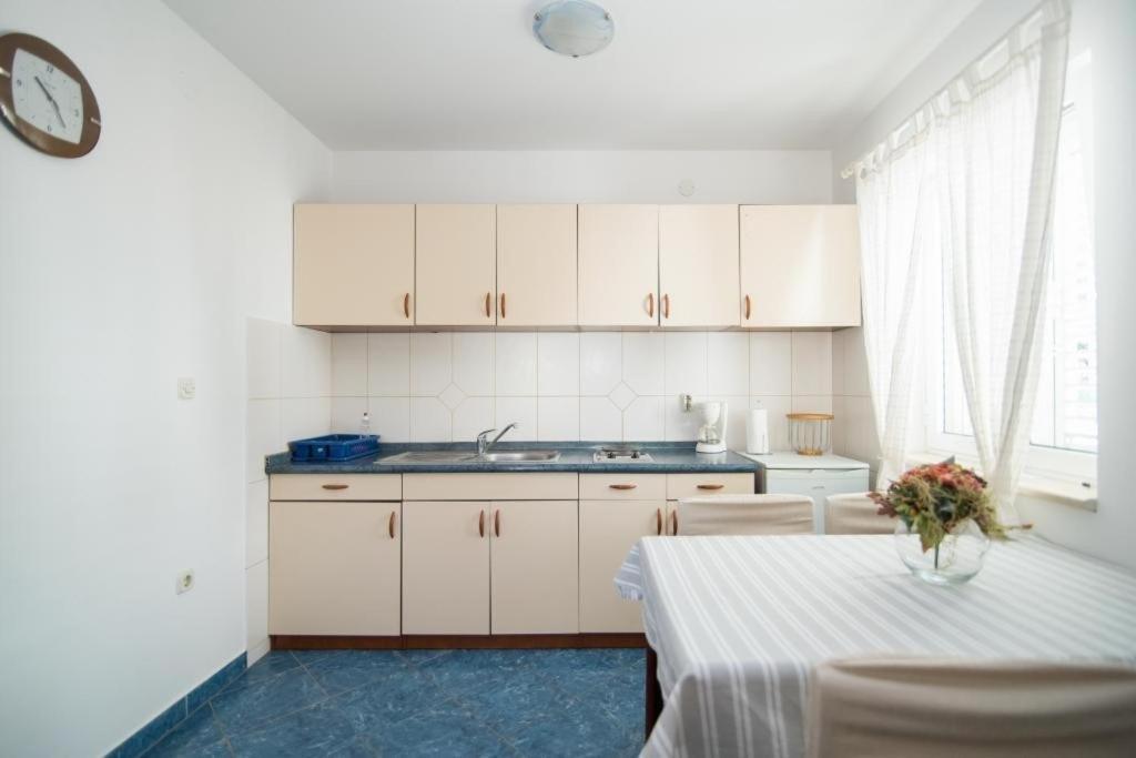 Apartament Batinic Supetar